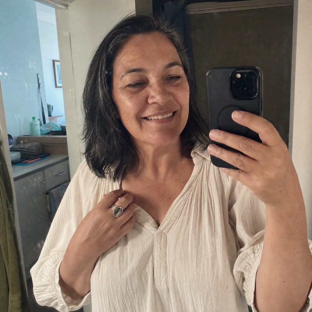 Real customer with her Rosie vintage ring